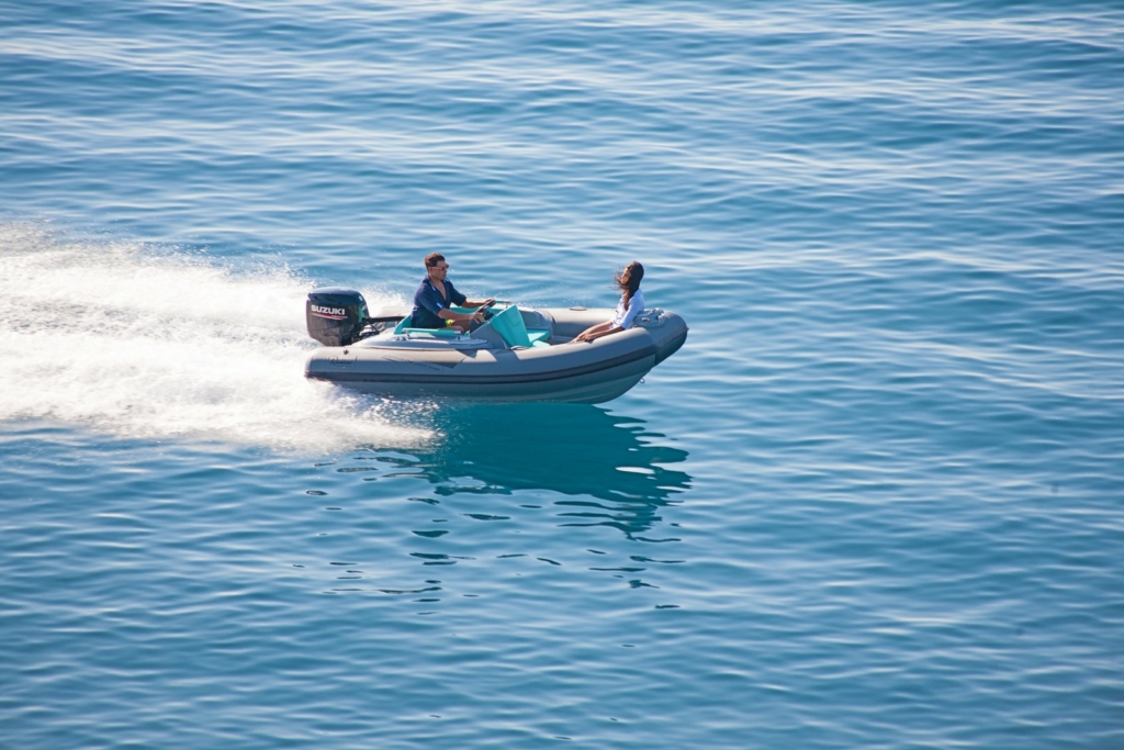 Boat ranieri-cayman-one-luxury-tender