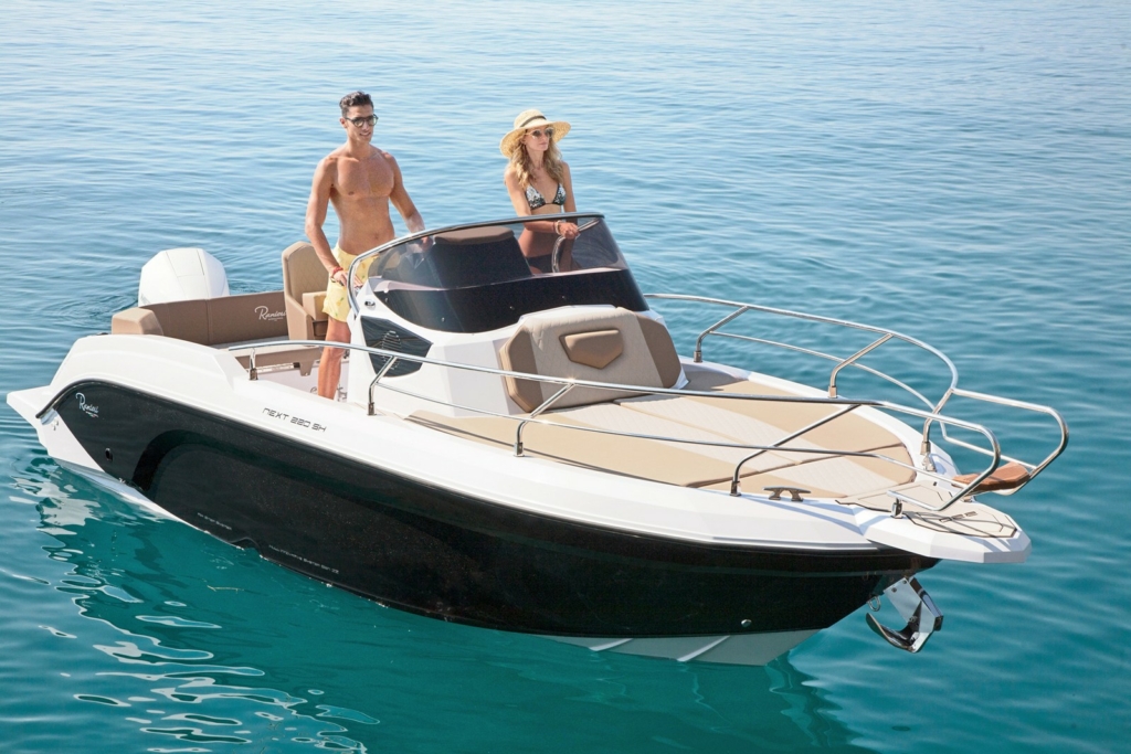 Boat ranieri-next-220sh