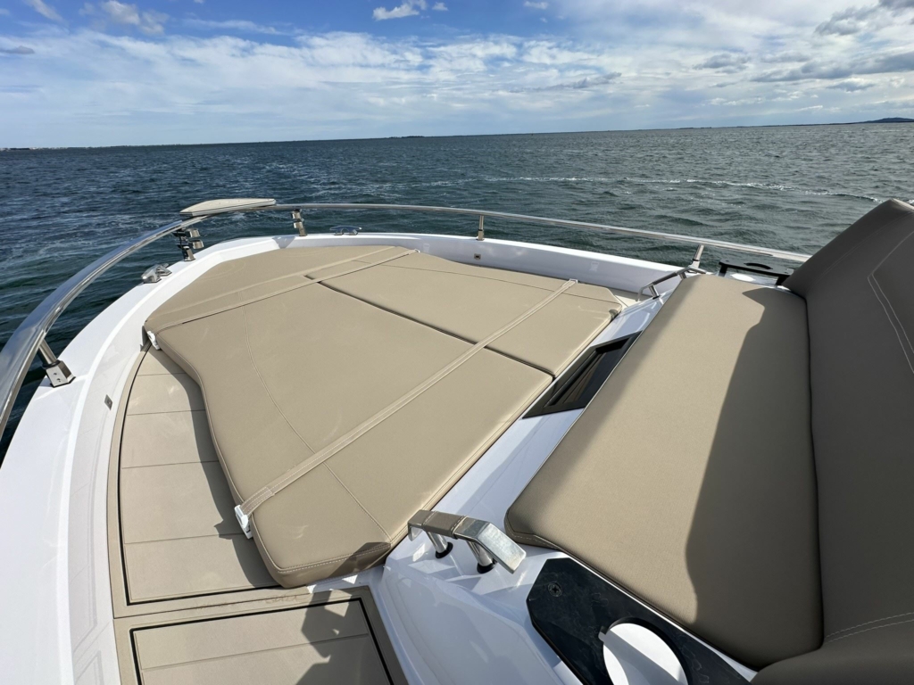 Boat ranieri-next-275-lx