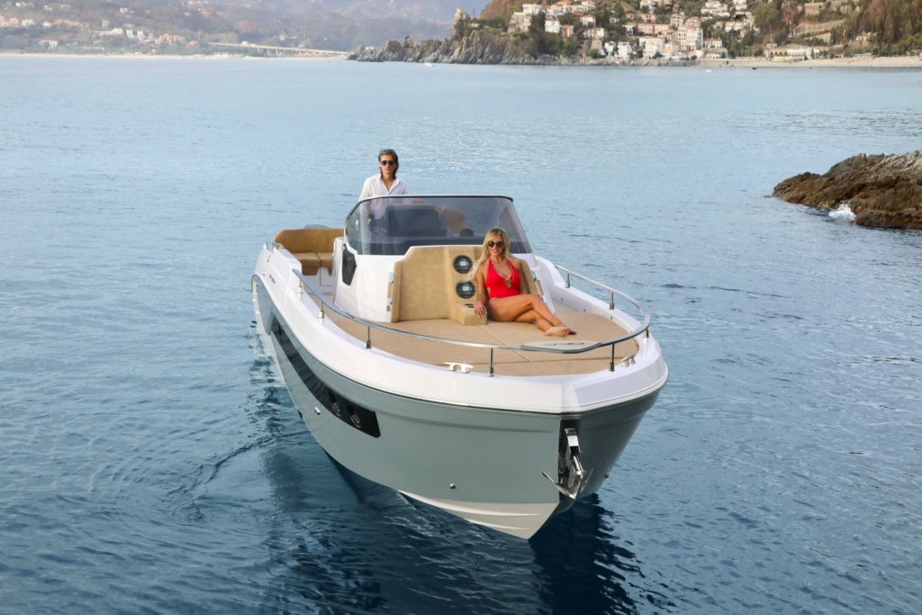 Boat ranieri-next330lx