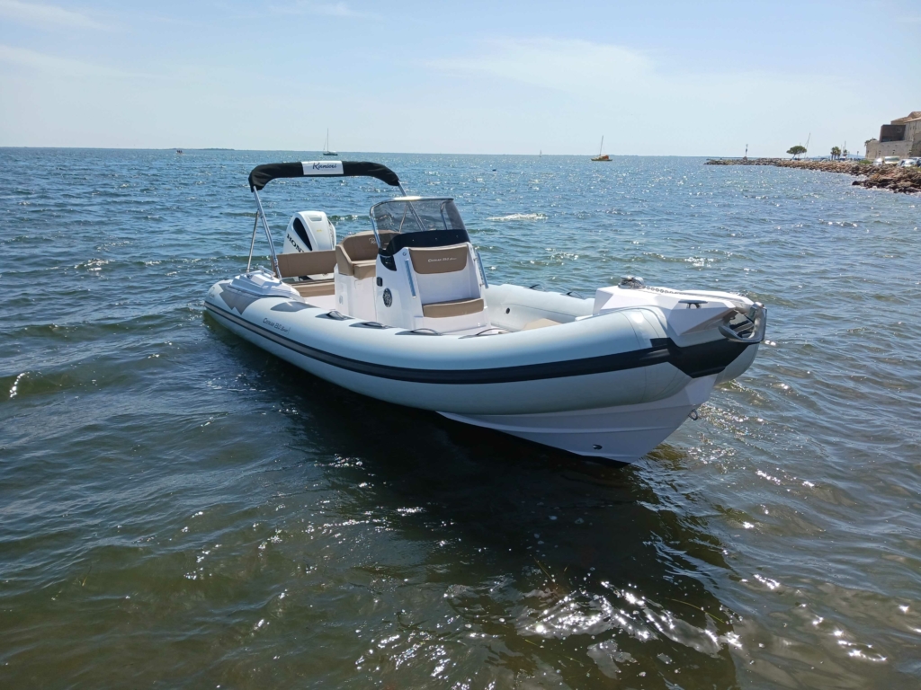 Boat ranieri-cayman-23-sport-3