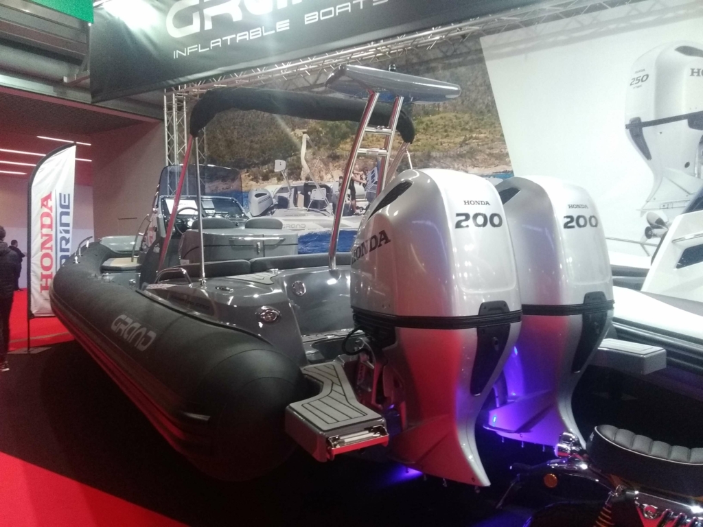 Boat grand-golden-line-850