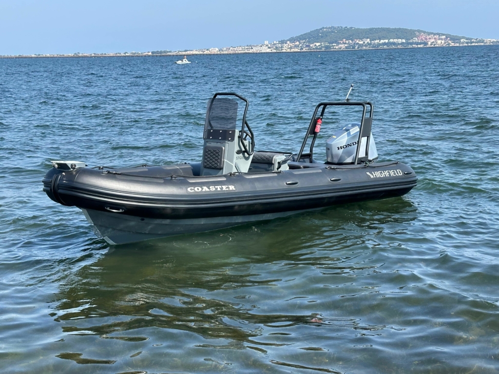 Boat highfield-coaster-60-pack-famille-2