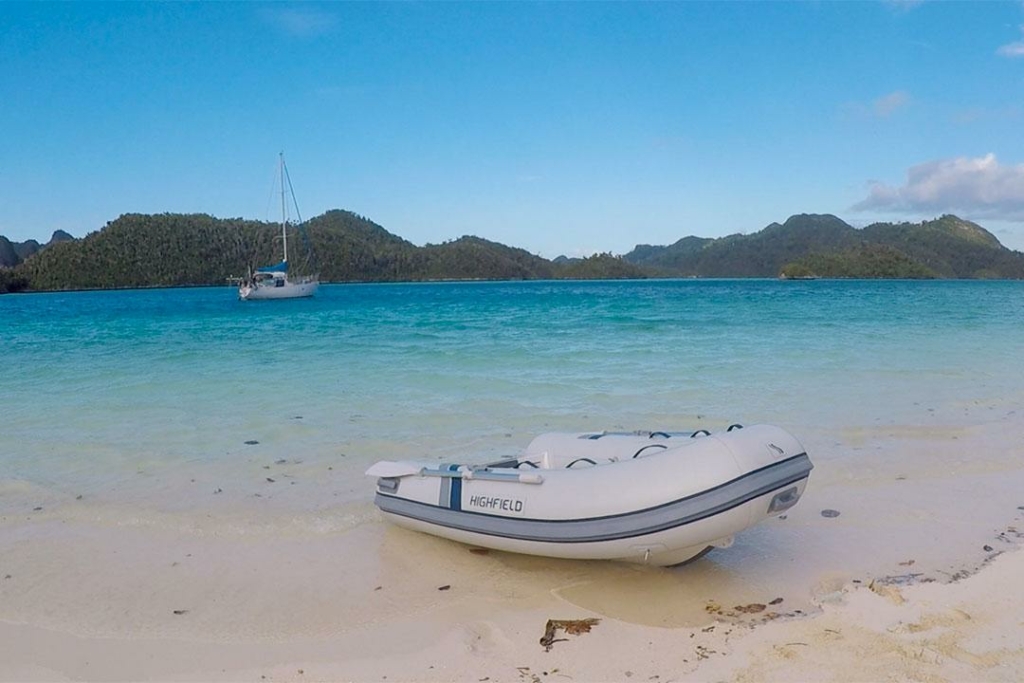 Boat highfield-classic-260-hypalon