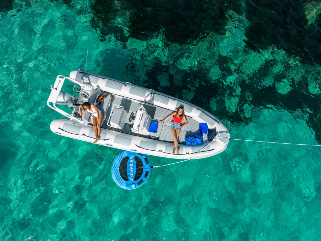 Boat highfield-coaster-60-pack-famille-3