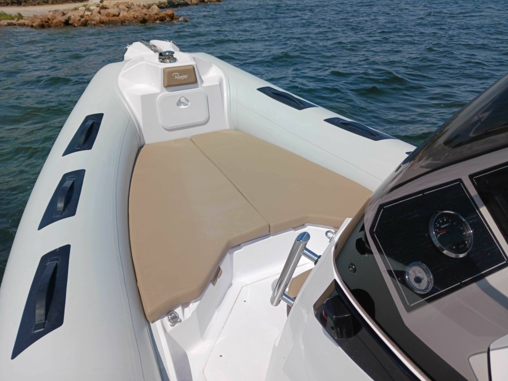 Boat ranieri-cayman-23-sport-4