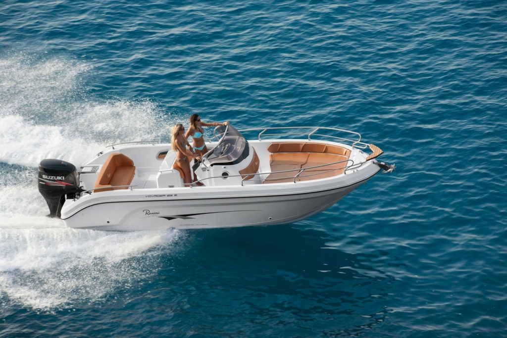 Boat ranieri-voyager-23s