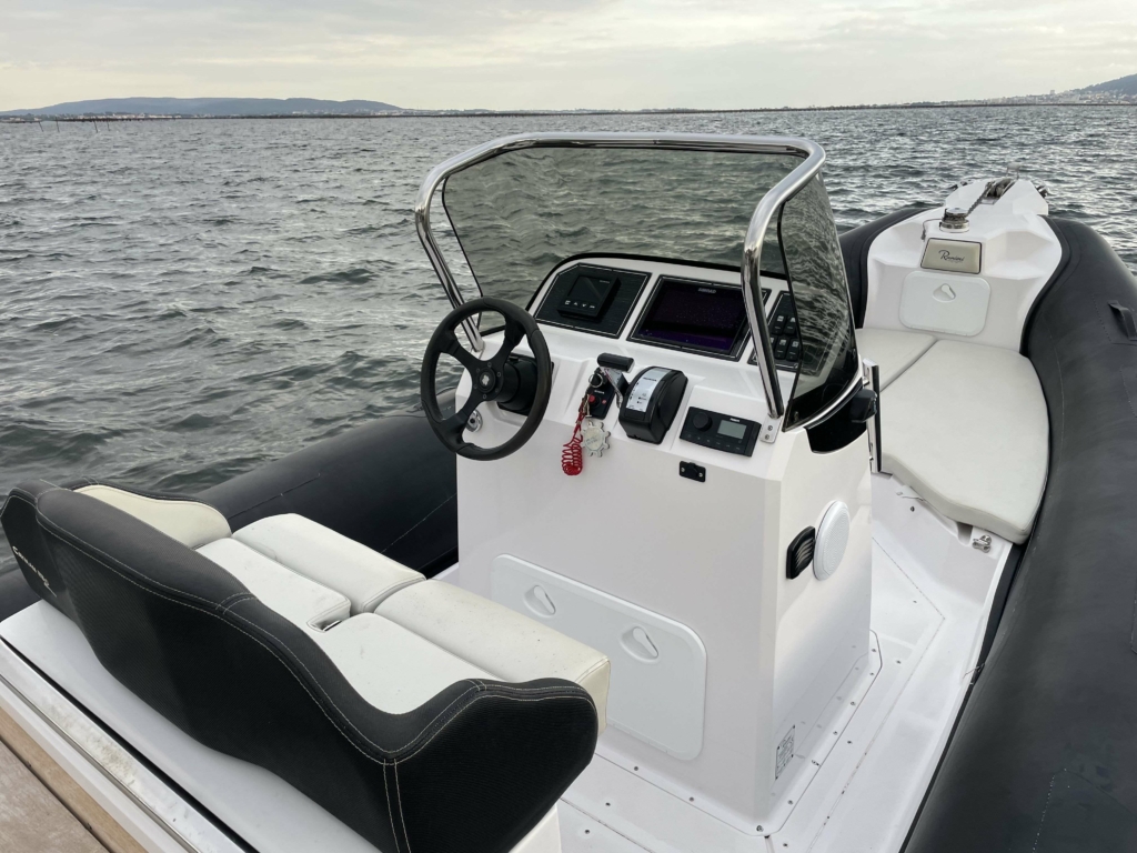 Boat ranieri-cayman-23-sport