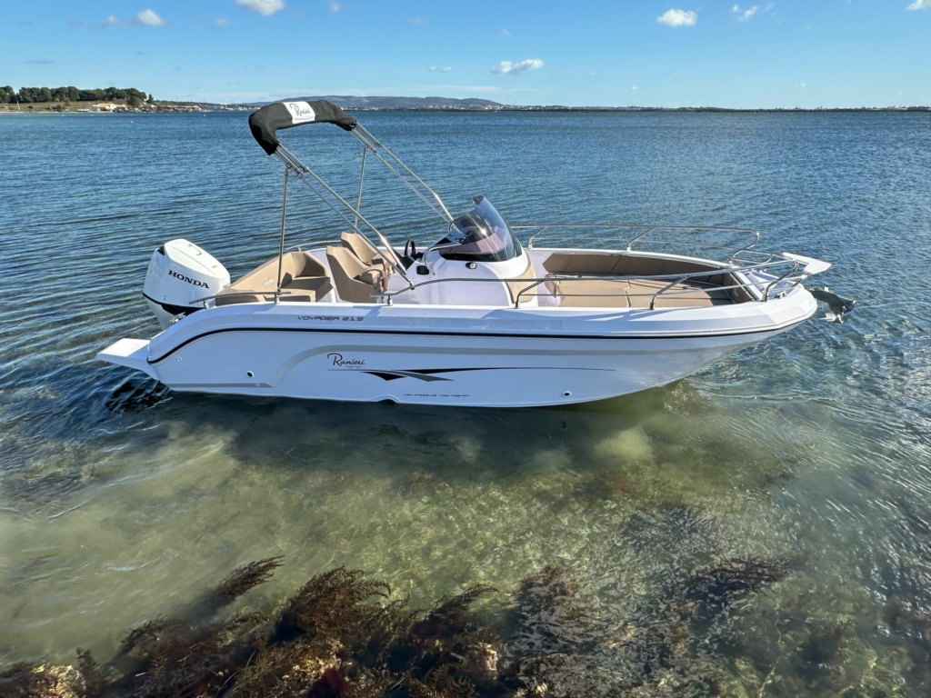 Boat ranieri-voyager-21s-2