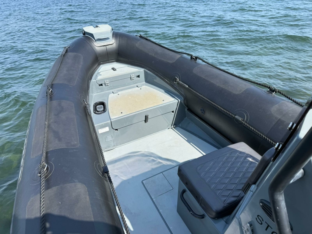 Boat highfield-coaster-60-pack-famille-2