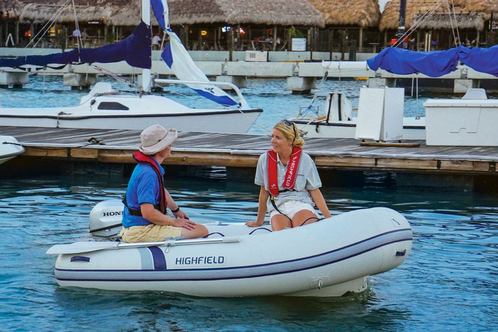 Boat highfield-ultralite-260-hypalon