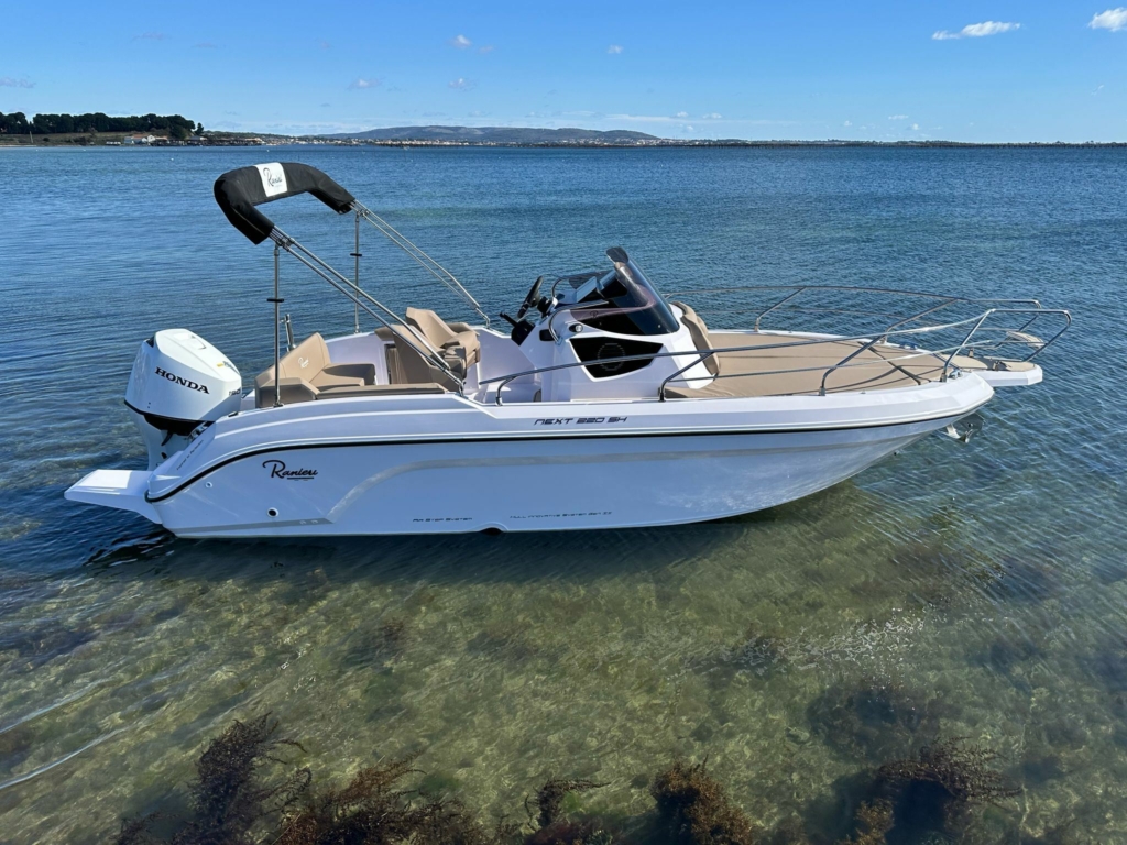 Boat ranieri-next-220sh-2