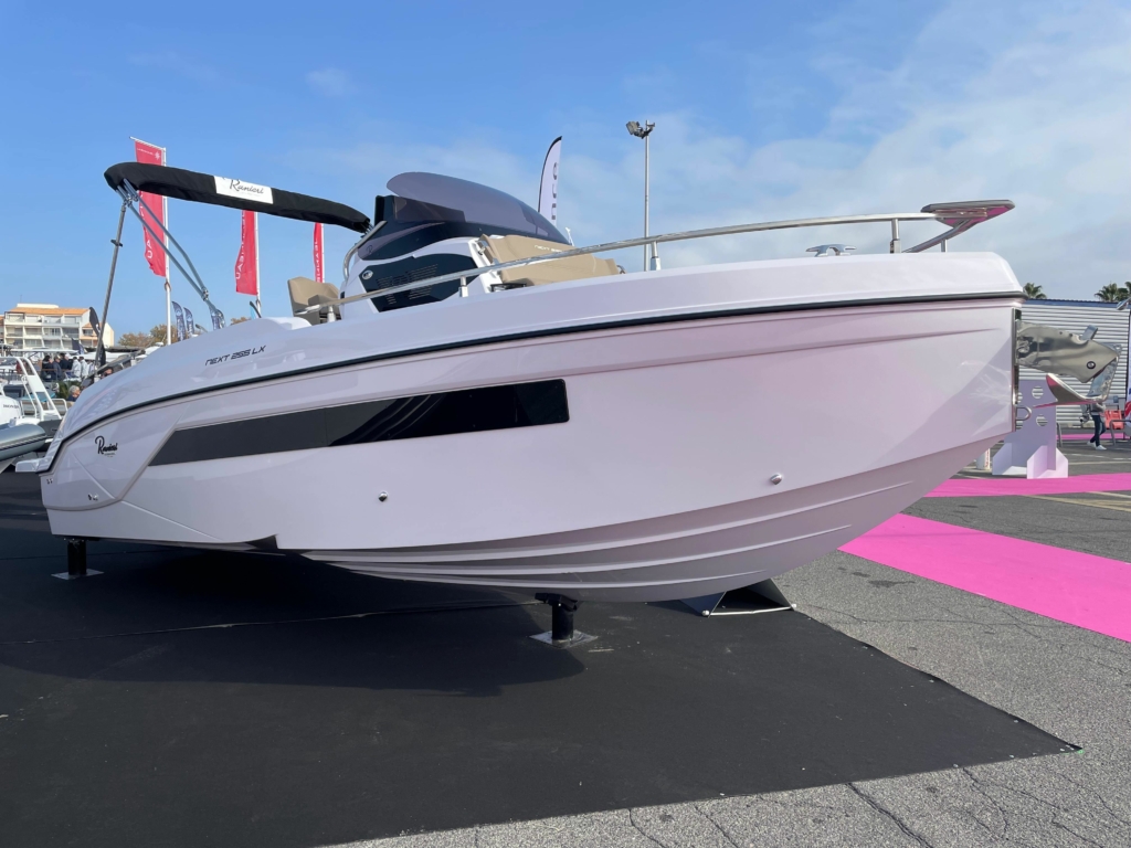 Boat ranieri-next-255-lx-2