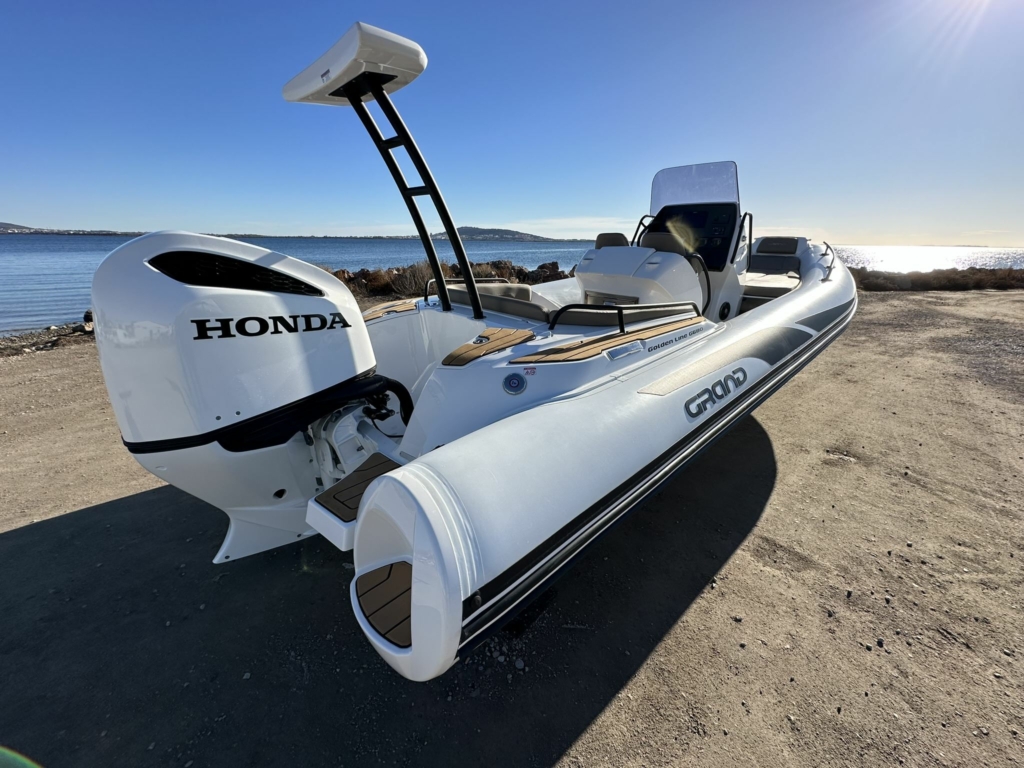 Boat grand-golden-line-680-2