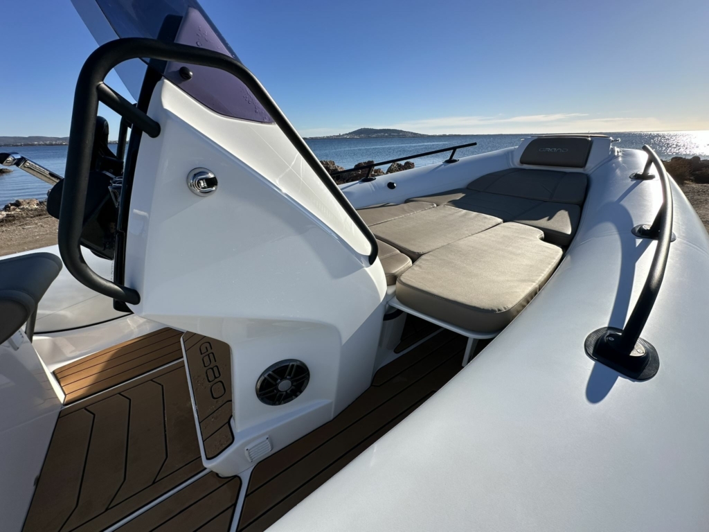 Boat grand-golden-line-680-2