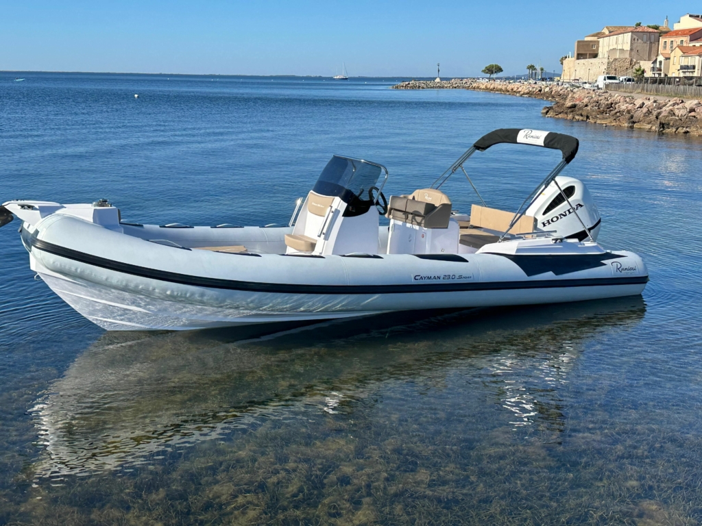 Boat ranieri-cayman-23-sport-4