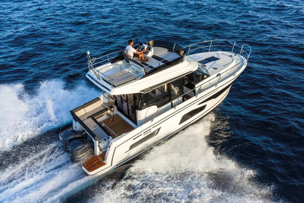 Boat jeanneau-merry-fisher-1095fly
