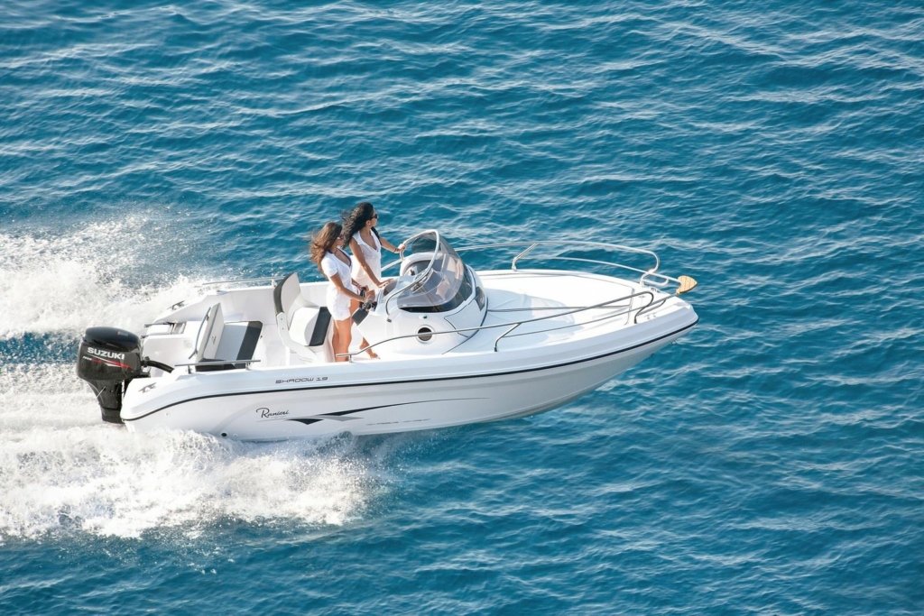 Boat ranieri-shadow-19
