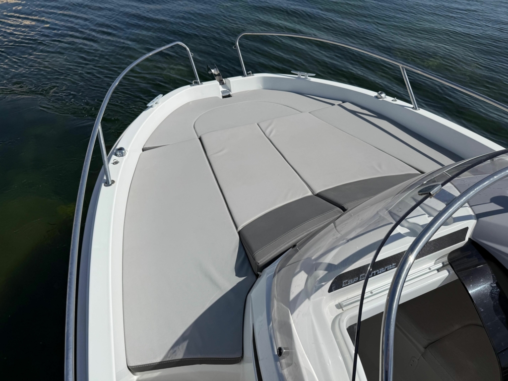 Boat jeanneau-cap-camarat-5-5-wa-2-3