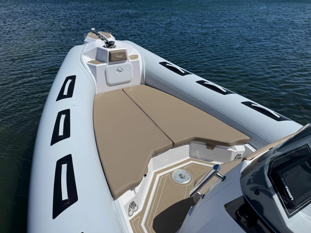 Boat ranieri-cayman-23-sport-4