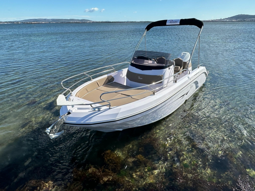 Boat ranieri-voyager-21s-3