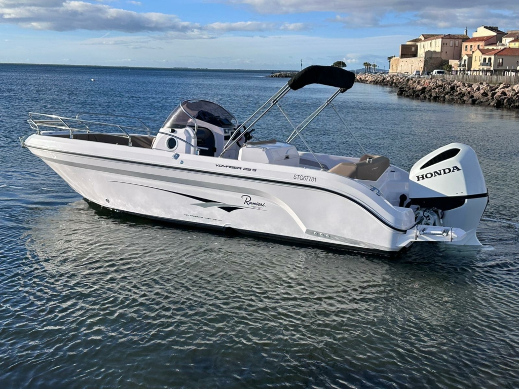 Boat ranieri-voyager-23s-3
