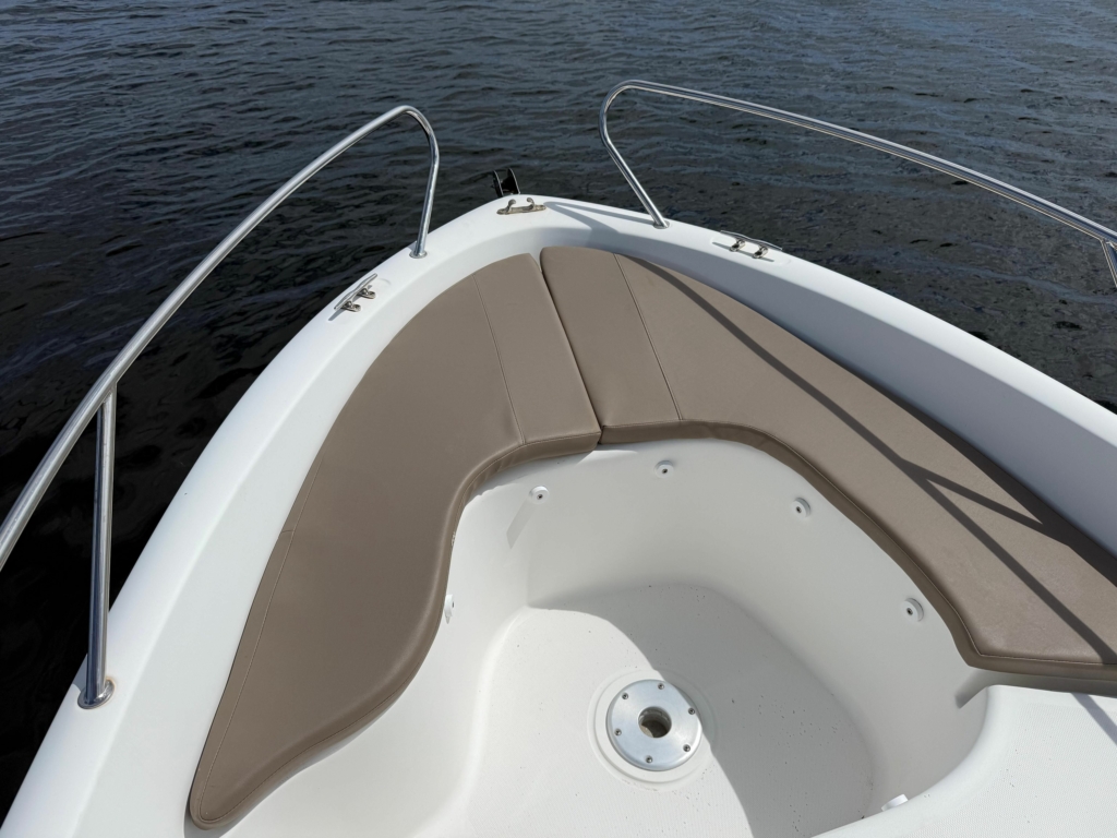 Boat b2-marine-cap-ferret-522-open