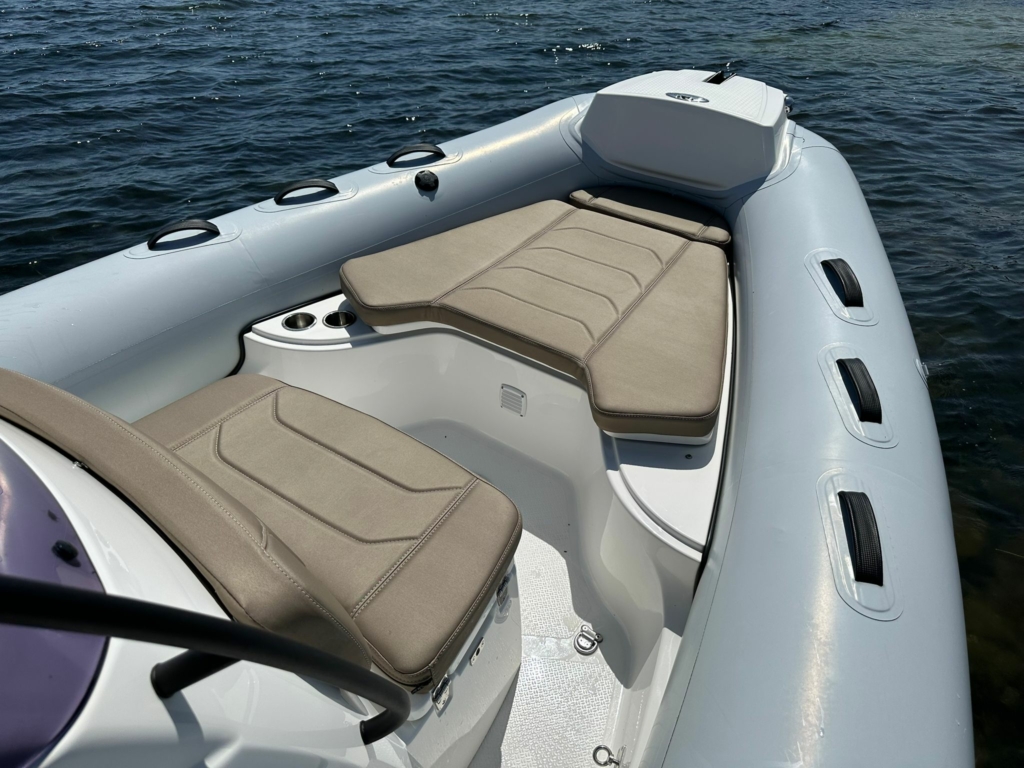 Boat grand-golden-line-580-3