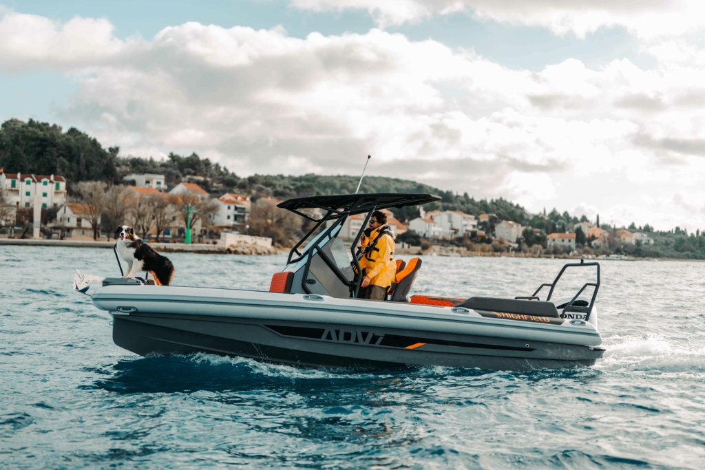 Boat highfield-adv7-hypalon