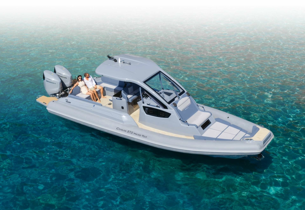 Boat ranieri-cayman-37-hard-top